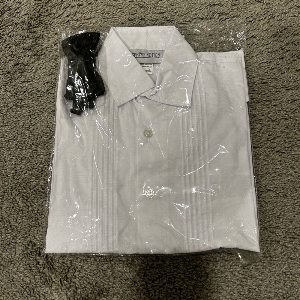 NWT Spring Notion Boys' Dress Shirt and Bow Tie Set